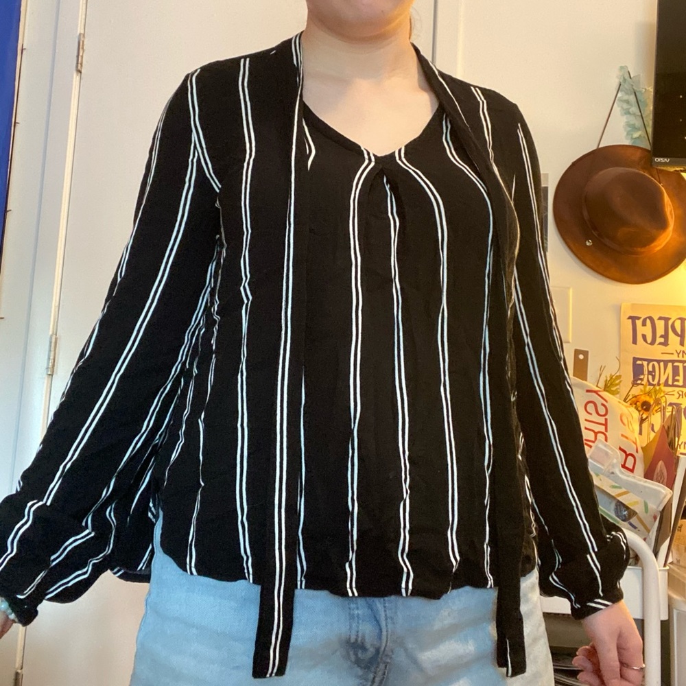 Sadie Robertson long sleeve blouse
